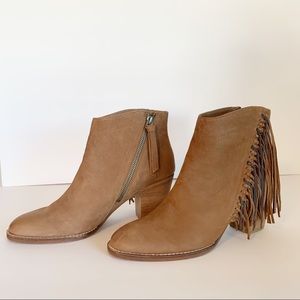Dolce Vita Juneau Women’s 9M Teak Nubuck Fringe Ankle Booties Block Heel Boho